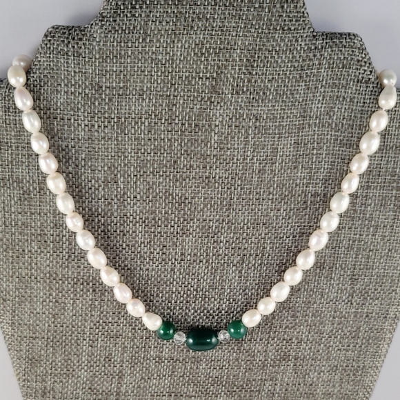 fstepka Jewelry - REAL Pearl and Green Agate Necklace